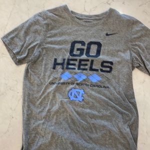 Gray Nike Carolina Tar Heels T-shirt